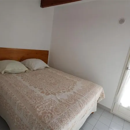 Belle Villa: Secure Coastal Retreat With Pool And Terraces Portiragnes